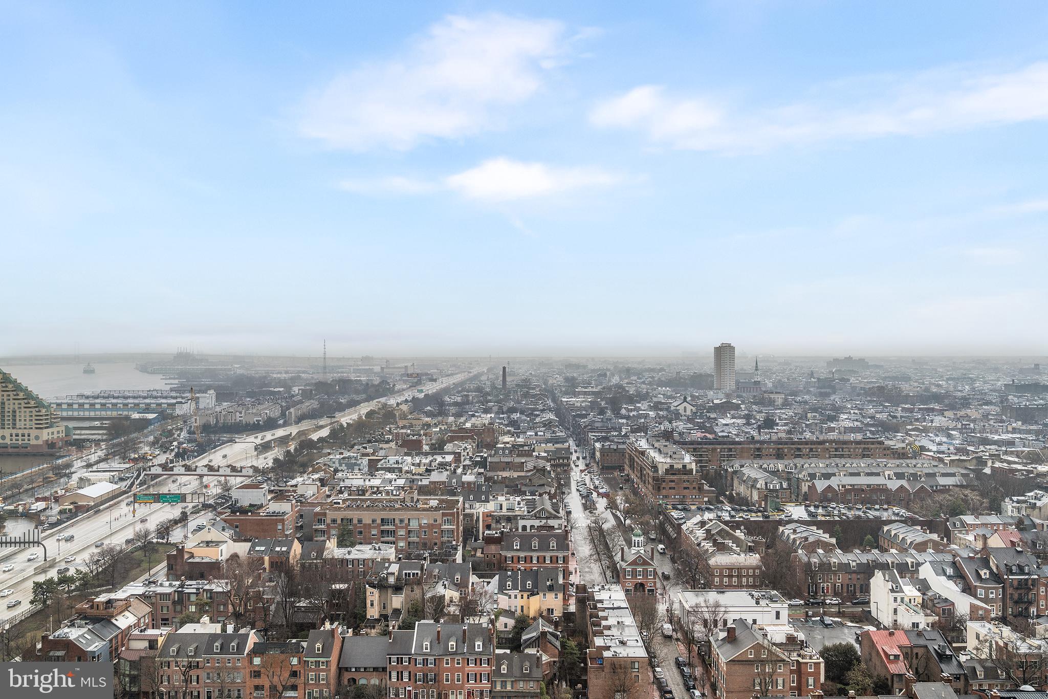 SOCIETY HILL - Residential