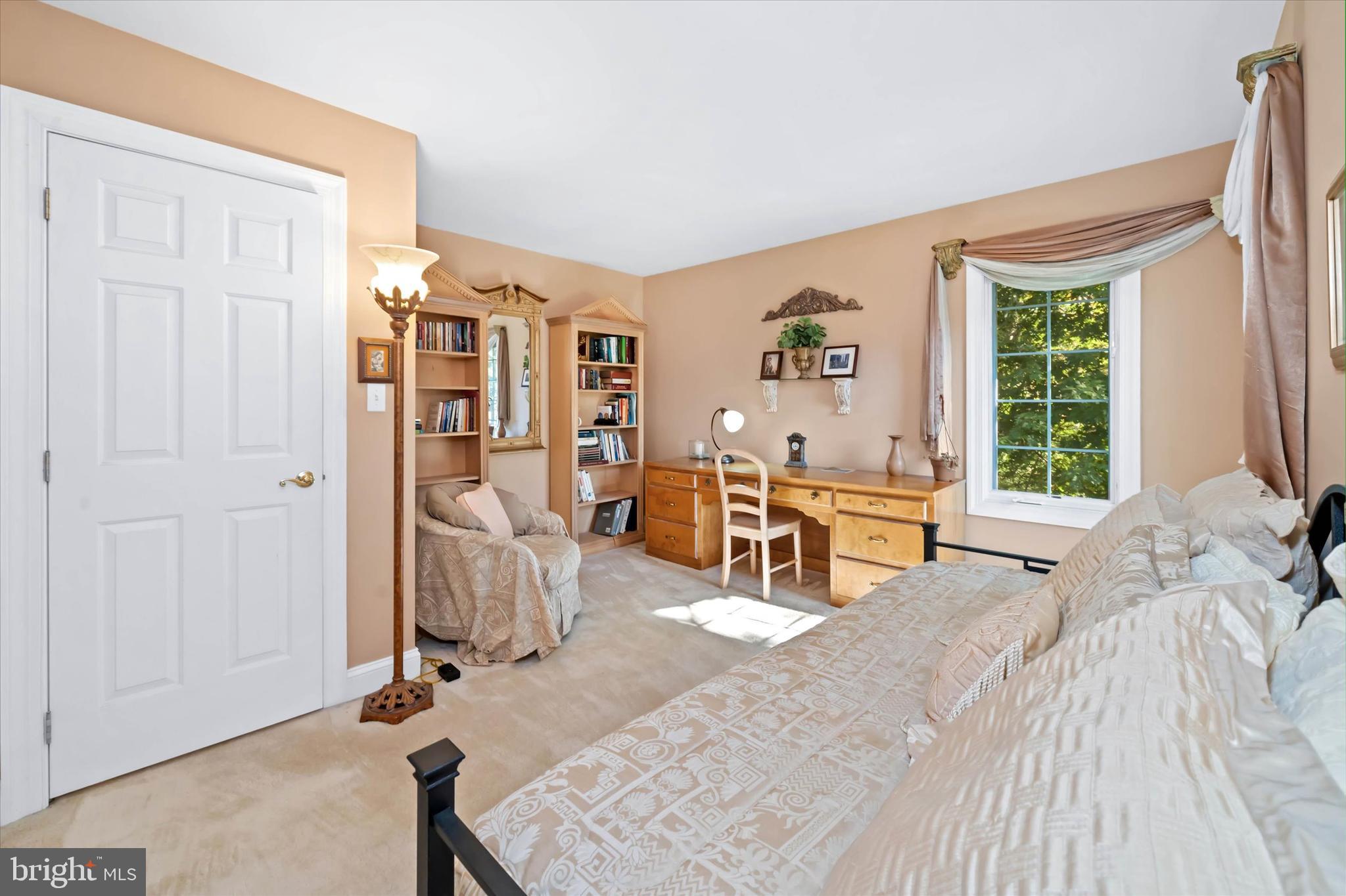 THE RIDINGS CHADDS - Residential