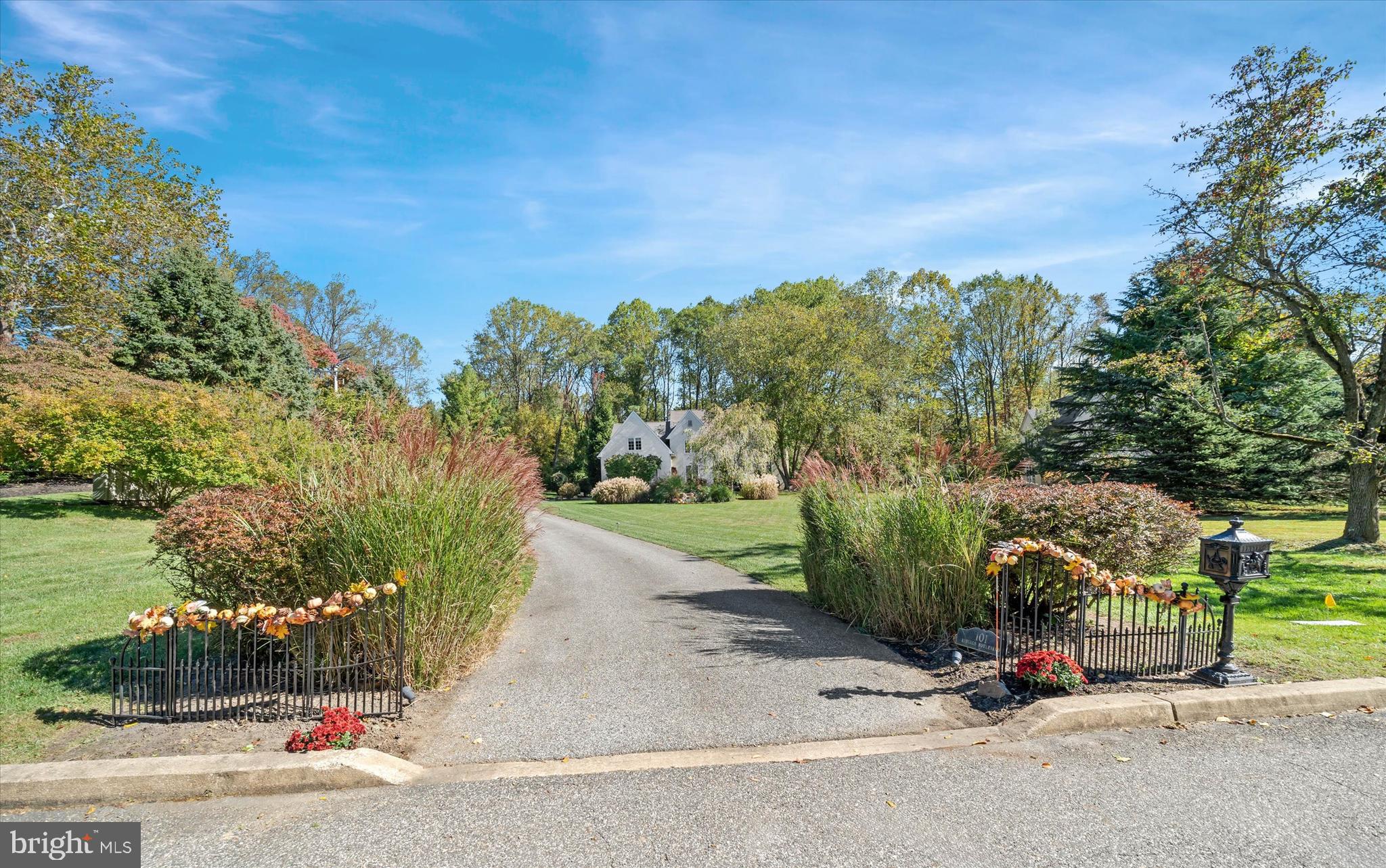 THE RIDINGS CHADDS - Residential