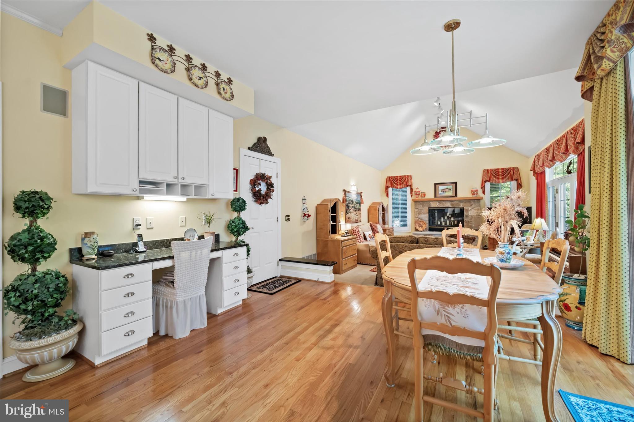 THE RIDINGS CHADDS - Residential