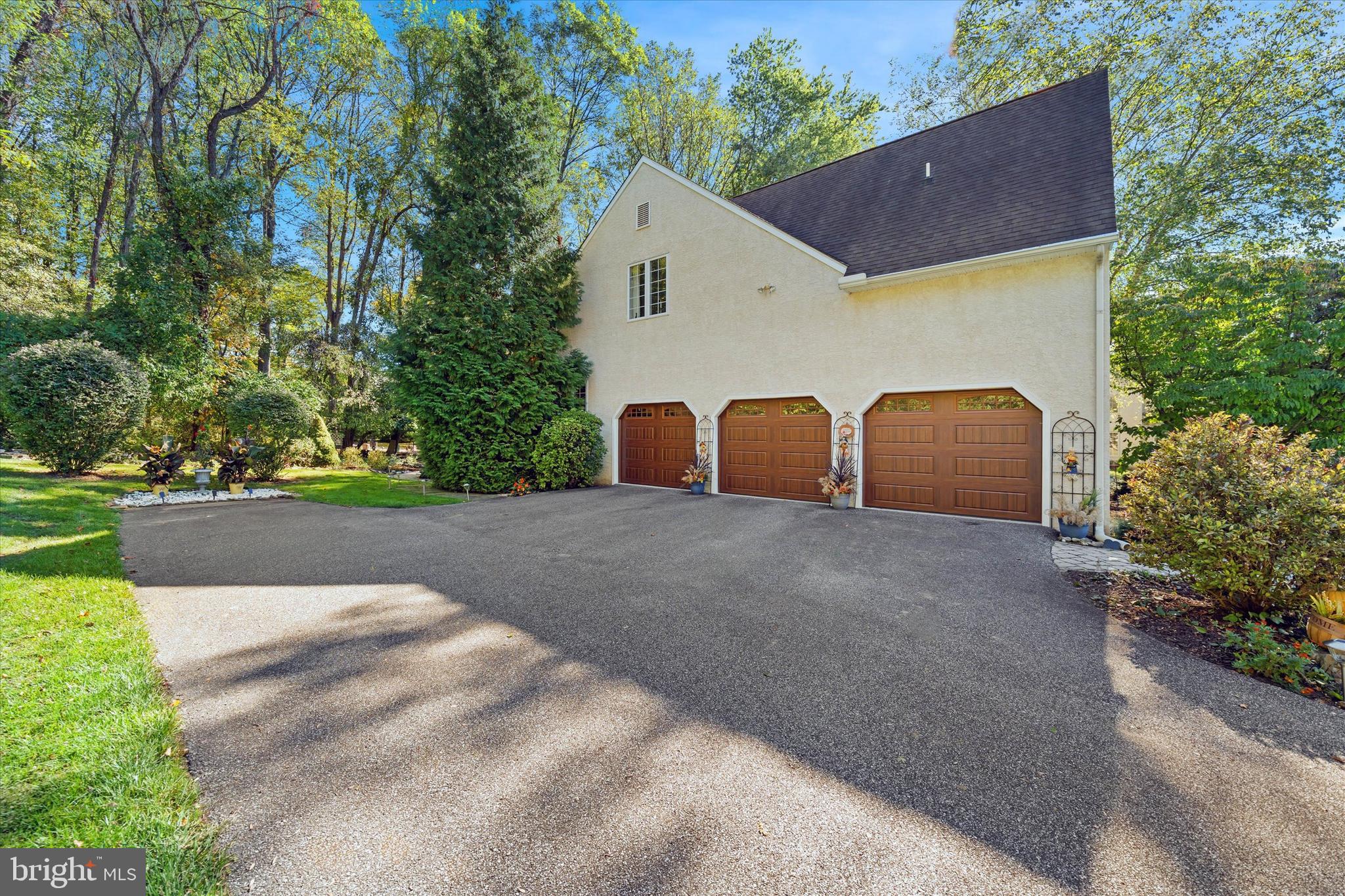 THE RIDINGS CHADDS - Residential