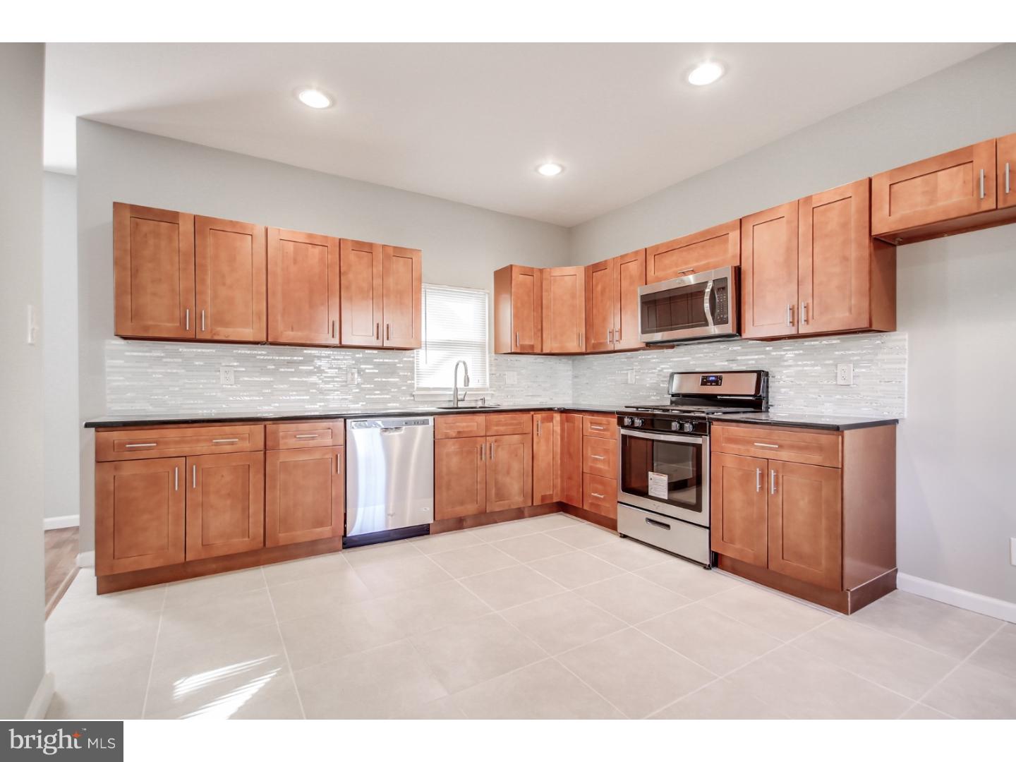 HOLMESBURG - Residential