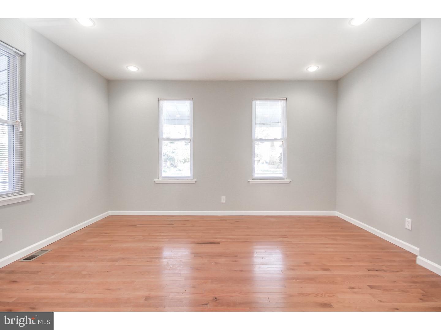 HOLMESBURG - Residential