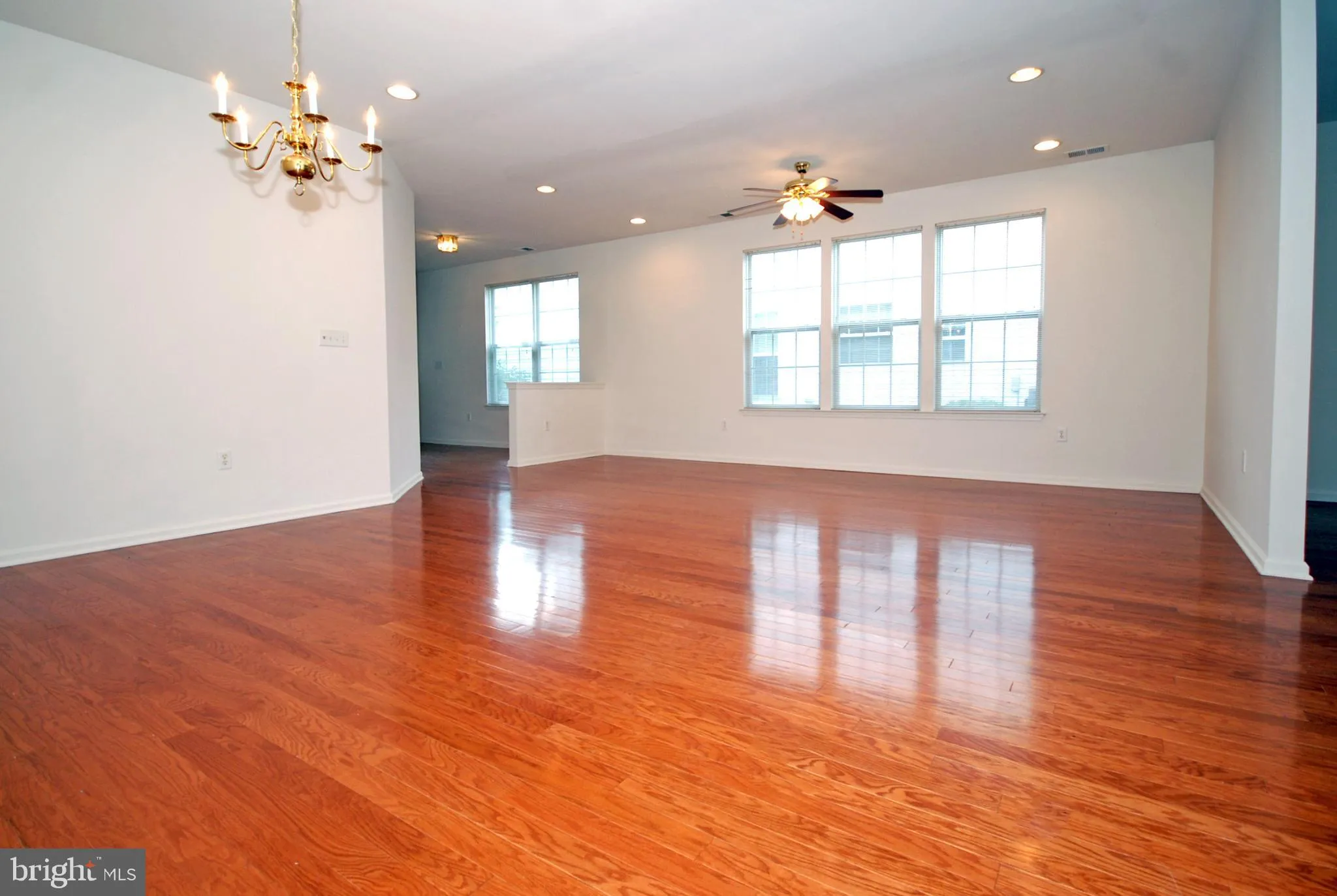 Allentown, New Jersey 08501, United States, 2 Bedrooms Bedrooms, ,2 BathroomsBathrooms,Residential,Active,174922