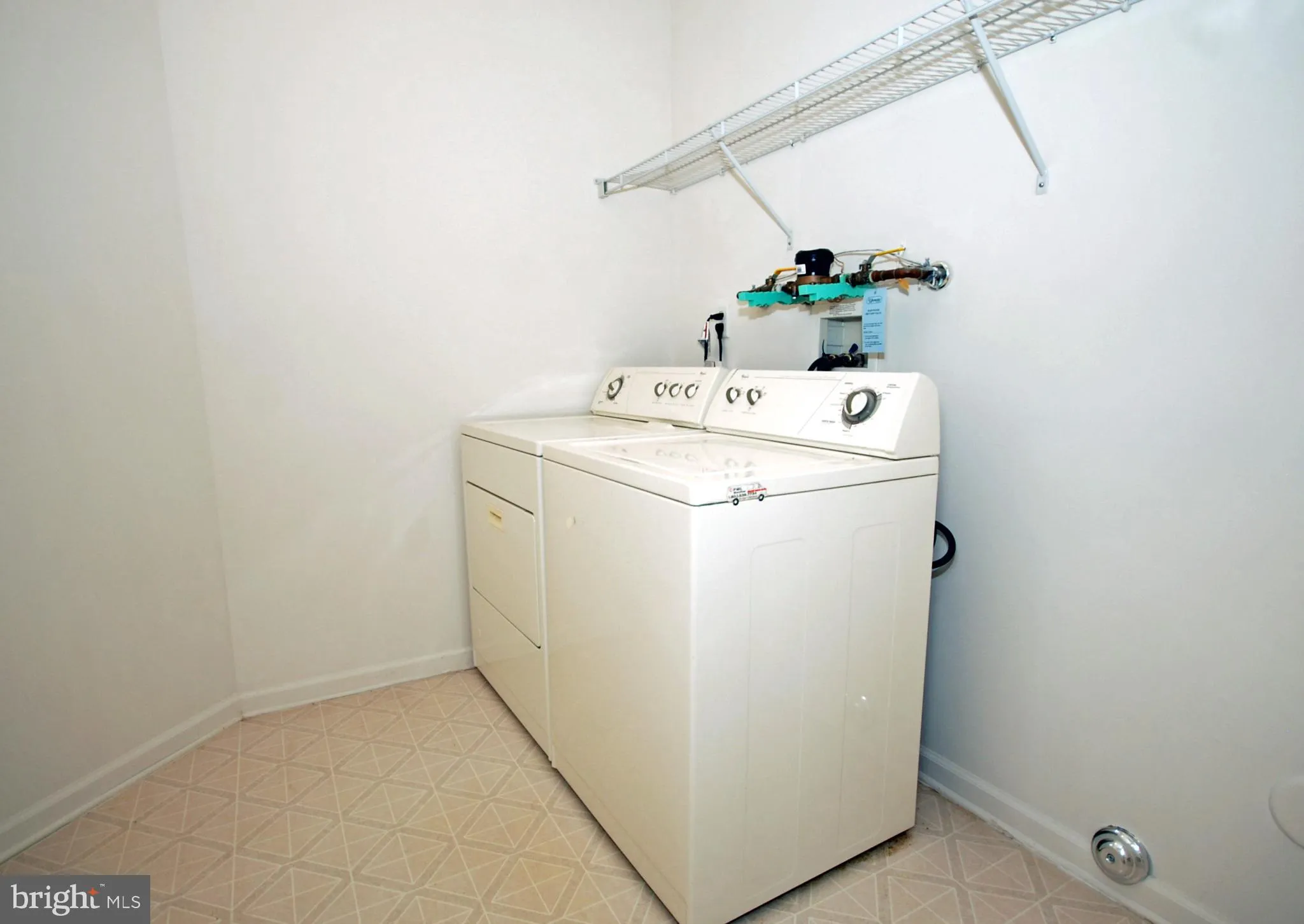 Allentown, New Jersey 08501, United States, 2 Bedrooms Bedrooms, ,2 BathroomsBathrooms,Residential,Active,174922