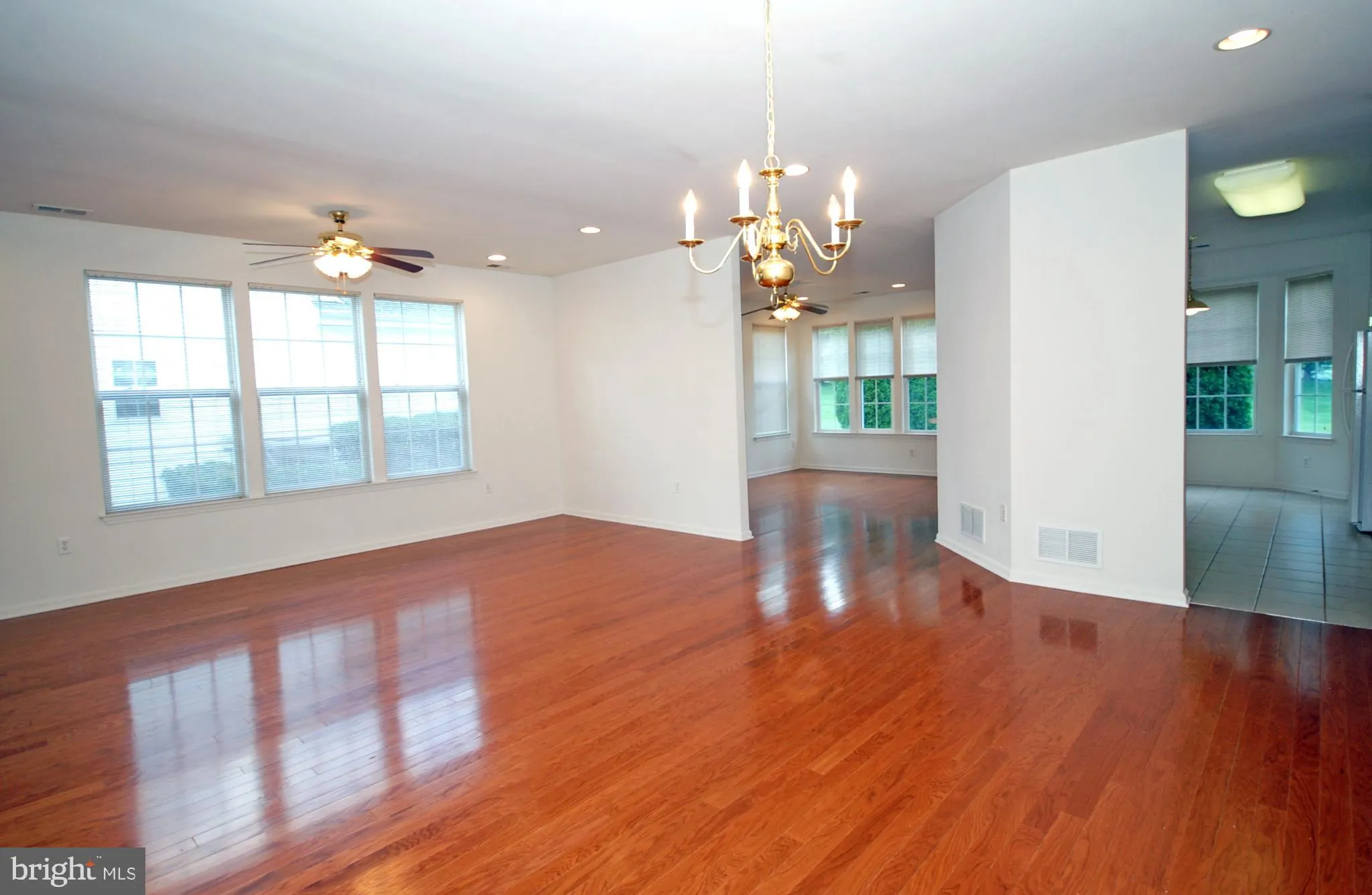 Allentown, New Jersey 08501, United States, 2 Bedrooms Bedrooms, ,2 BathroomsBathrooms,Residential,Active,174922