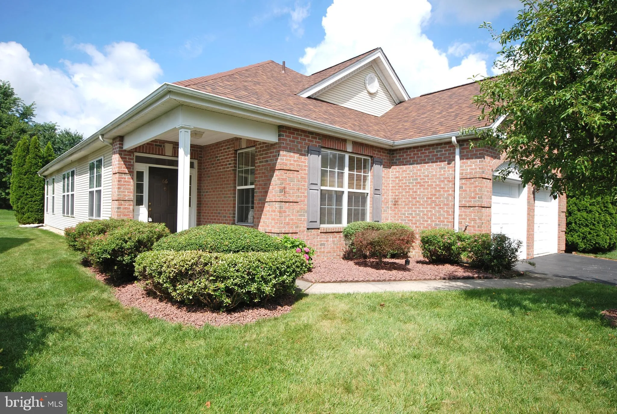 Allentown, New Jersey 08501, United States, 2 Bedrooms Bedrooms, ,2 BathroomsBathrooms,Residential,Active,174922