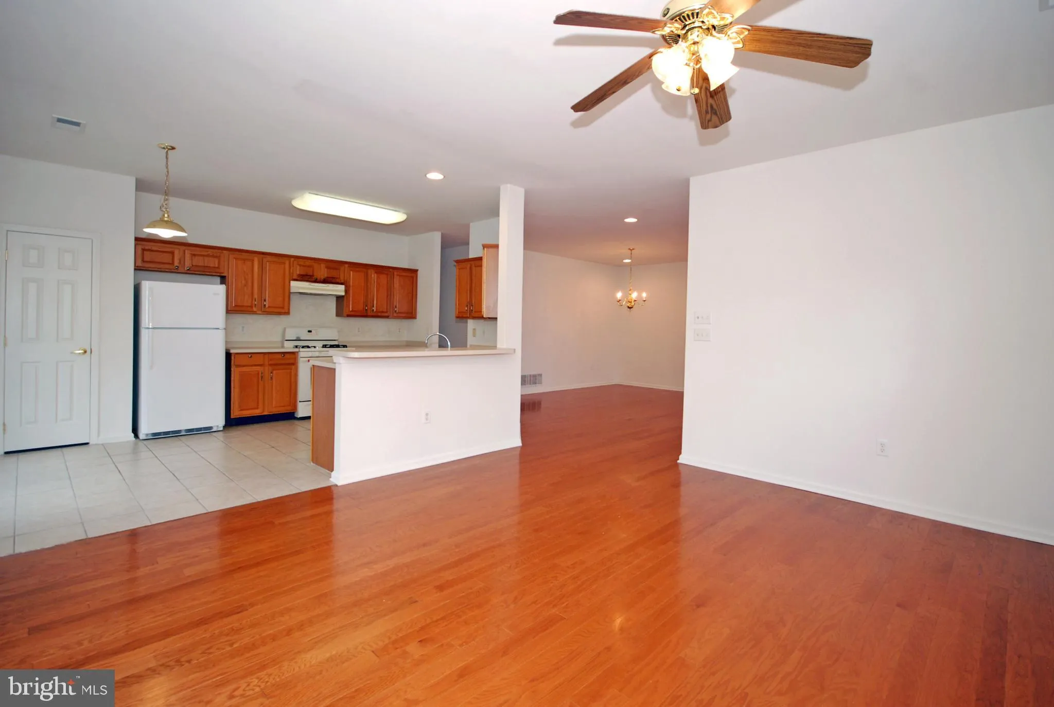 Allentown, New Jersey 08501, United States, 2 Bedrooms Bedrooms, ,2 BathroomsBathrooms,Residential,Active,174922