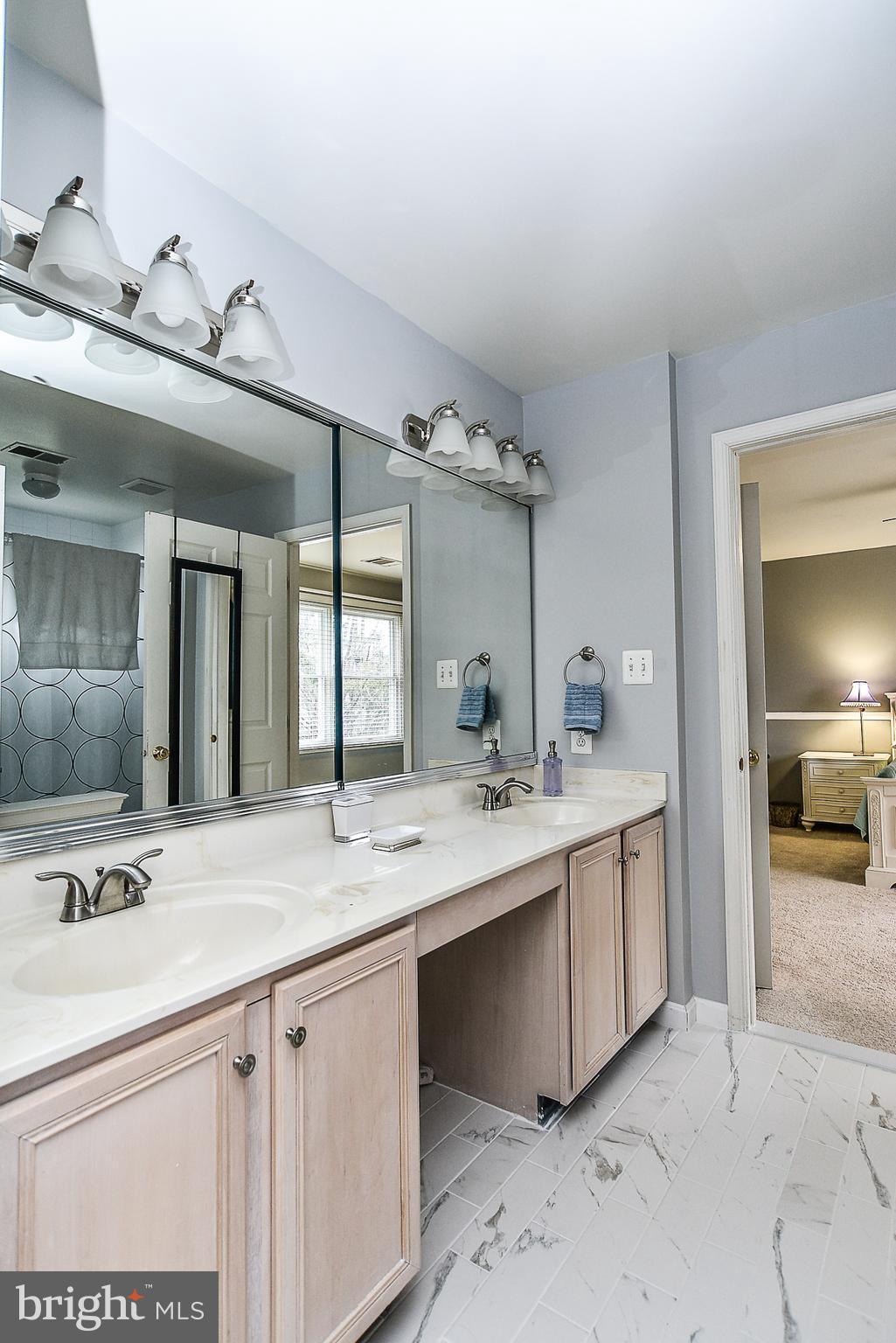 RIDGEGATE WOODS - Residential