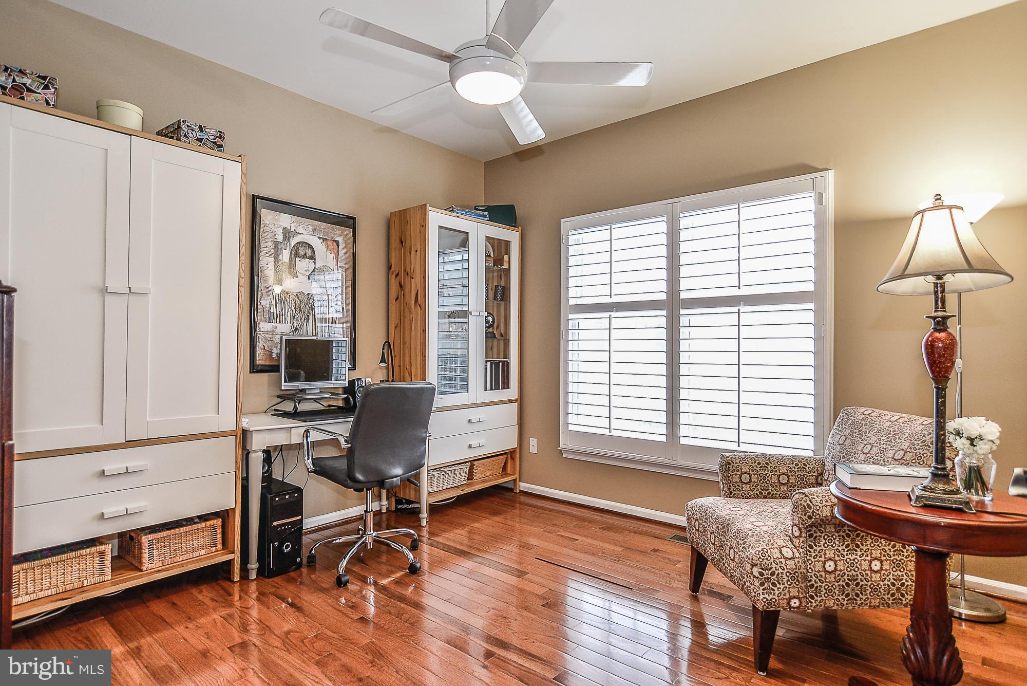 RIDGEGATE WOODS - Residential