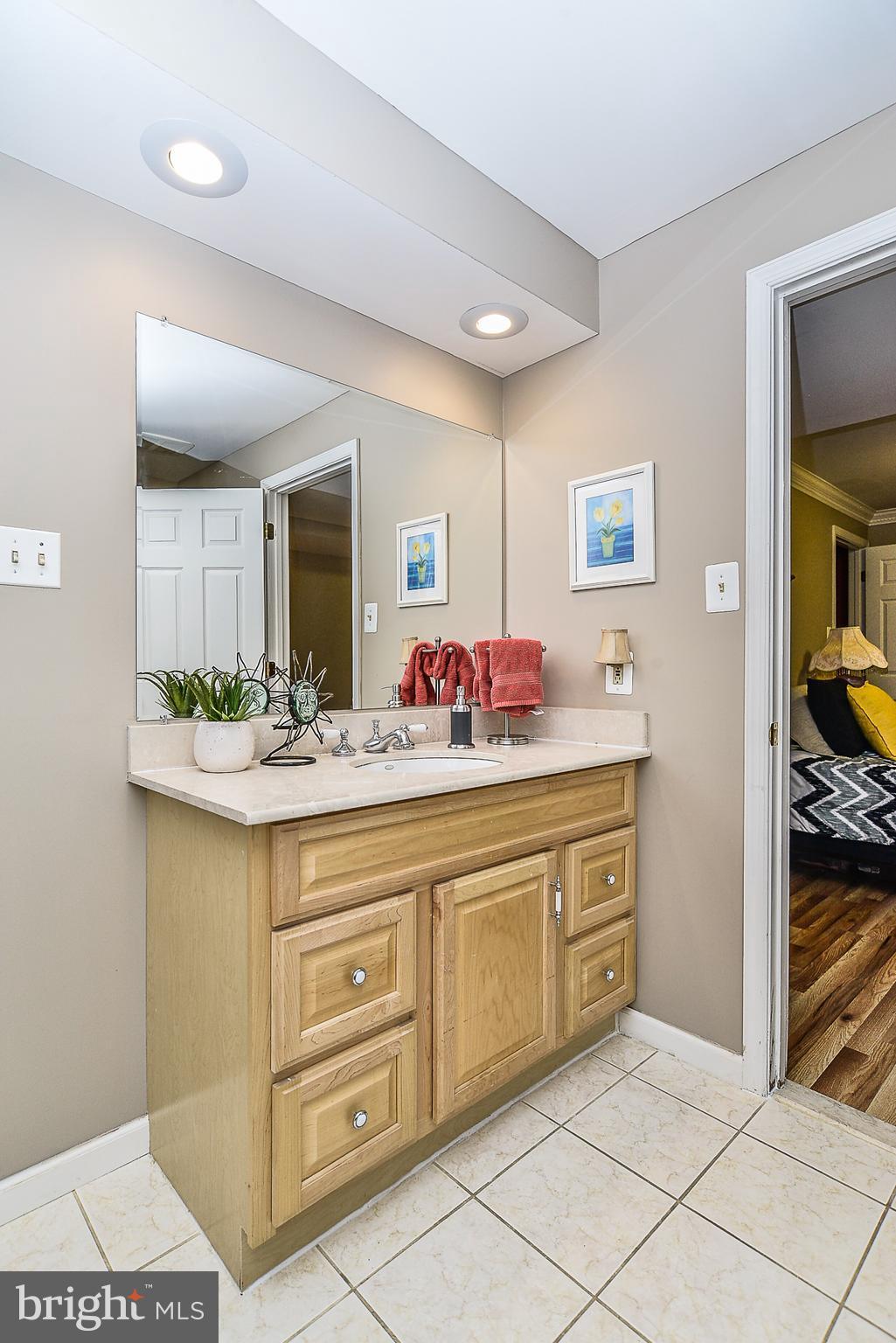 RIDGEGATE WOODS - Residential