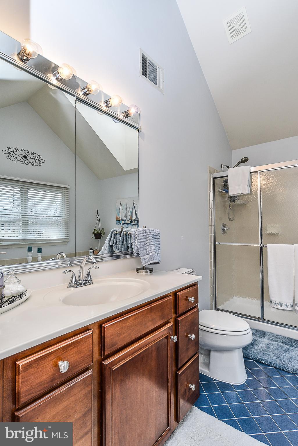 RIDGEGATE WOODS - Residential