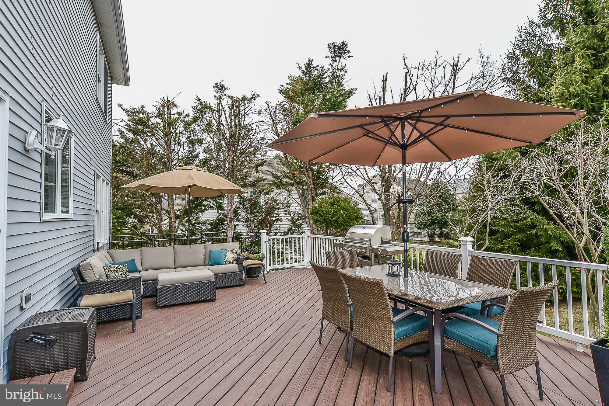 RIDGEGATE WOODS - Residential