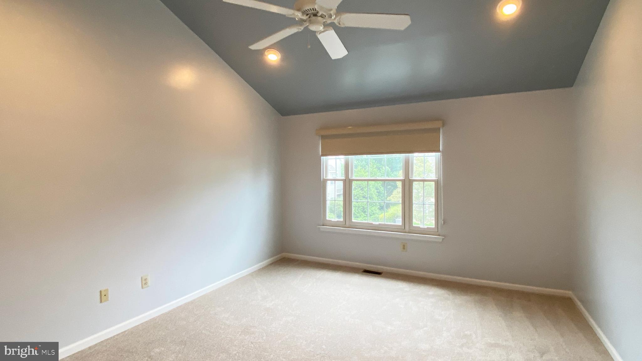 FIELDSTONE - Residential