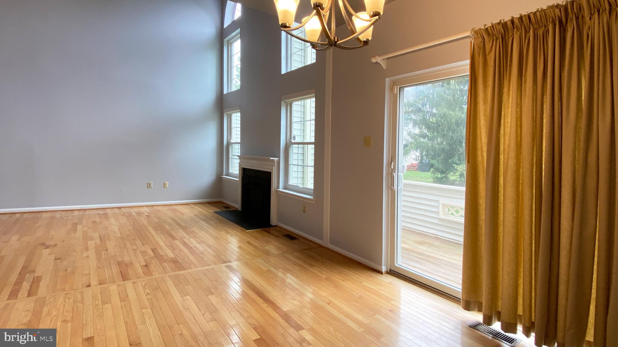FIELDSTONE - Residential