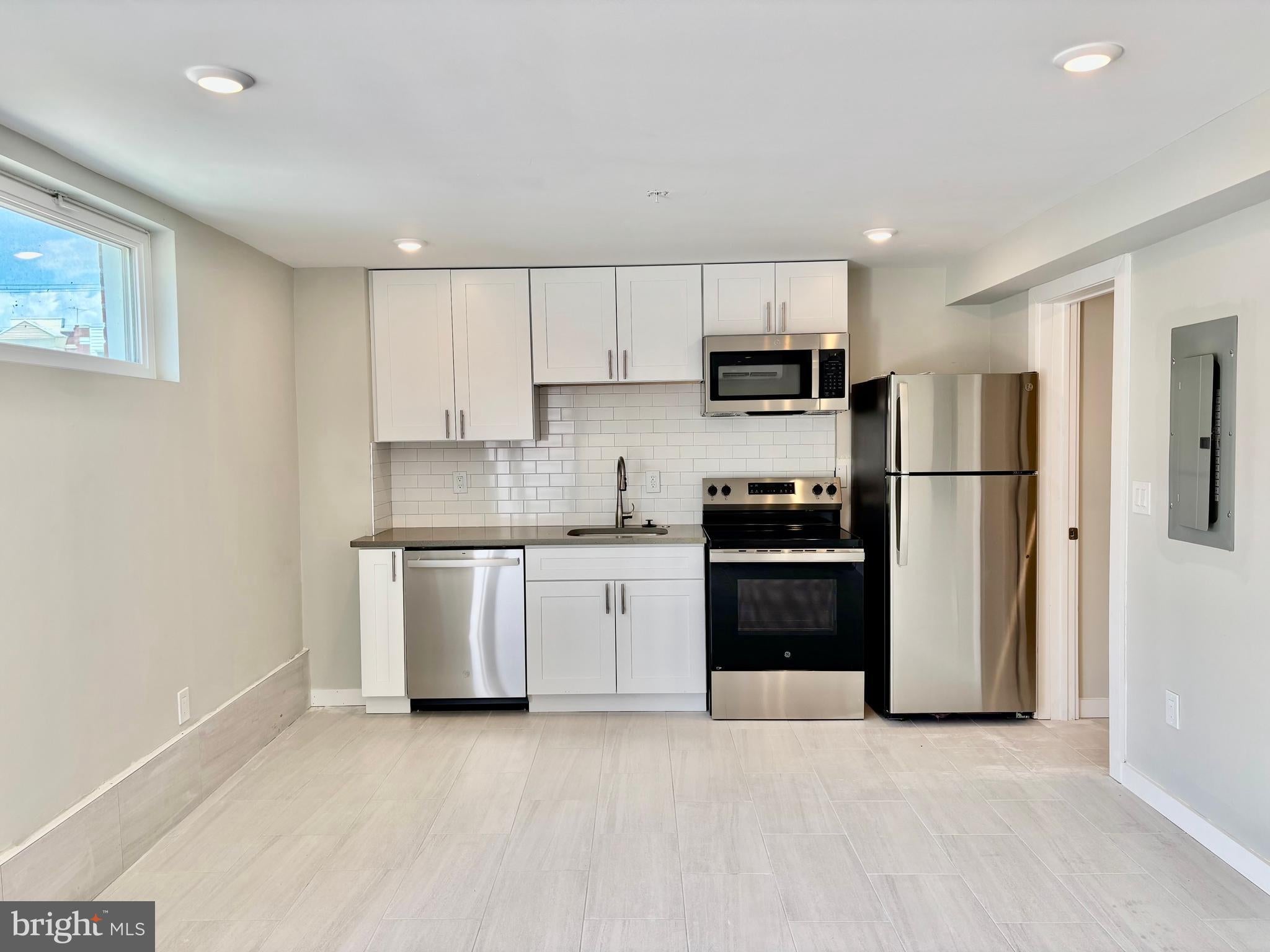 5356 CEDAR AVENUE 58 3