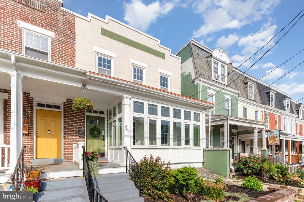 Photo of 804 N Plum Street, LANCASTER, PA 17602 (MLS # PALA2076038)
