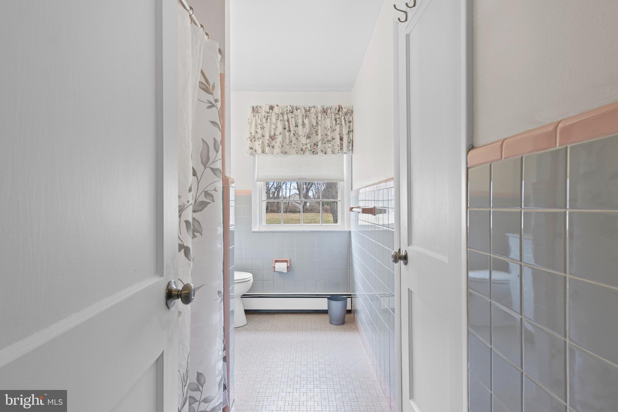 WHITEHORSE - Residential