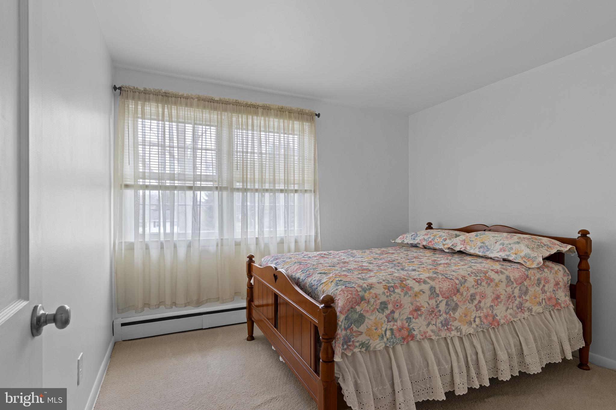 WHITEHORSE - Residential