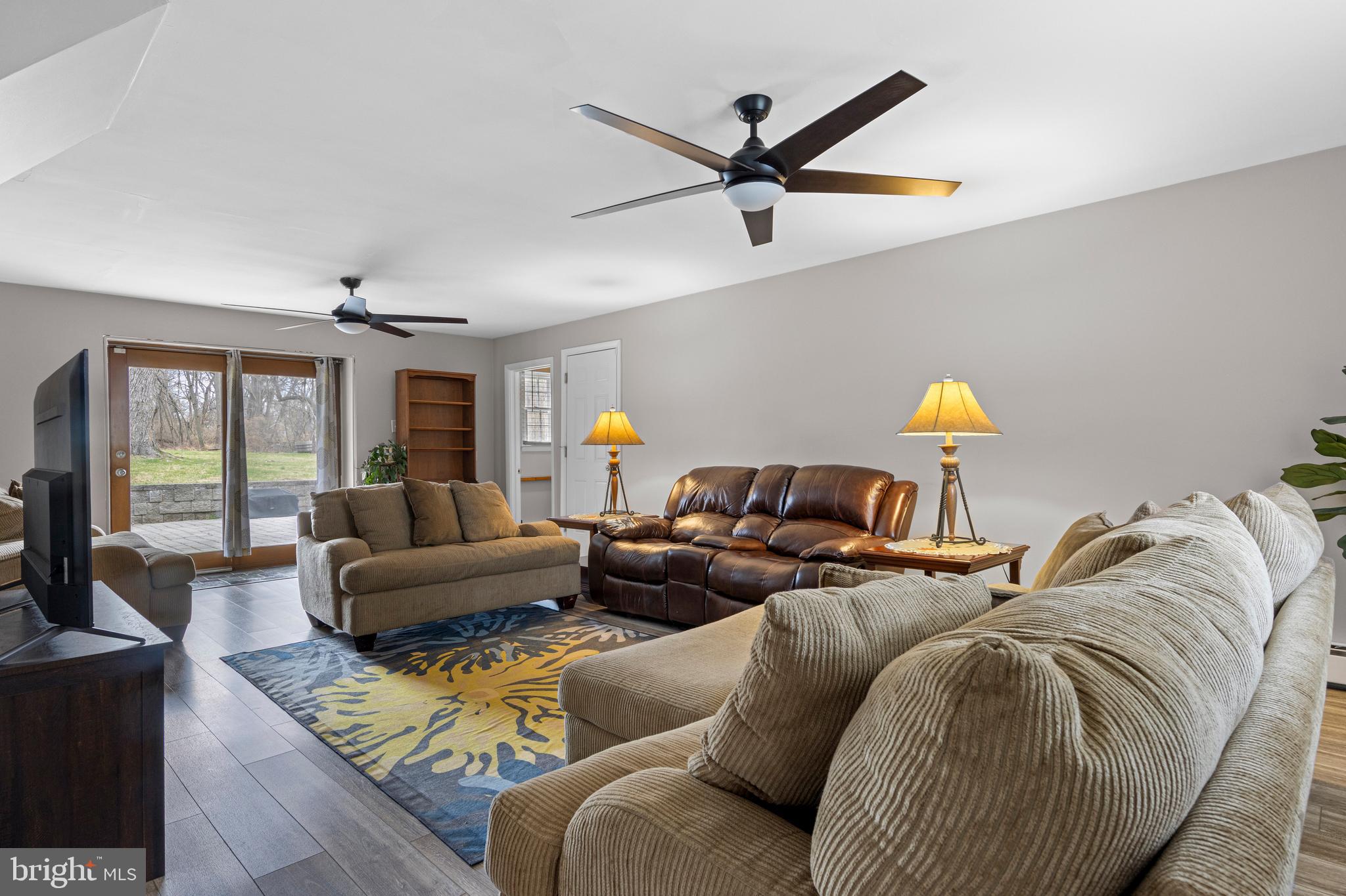 WHITEHORSE - Residential