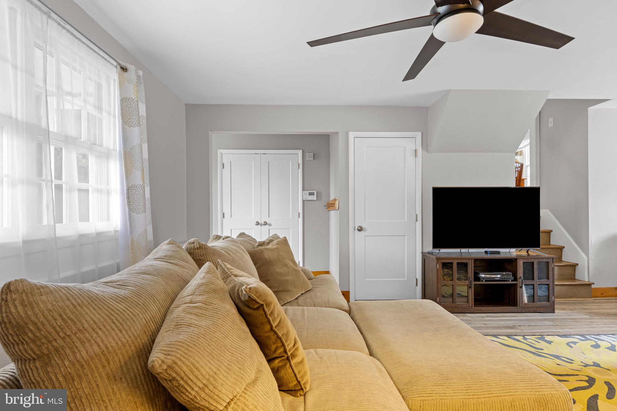 WHITEHORSE - Residential