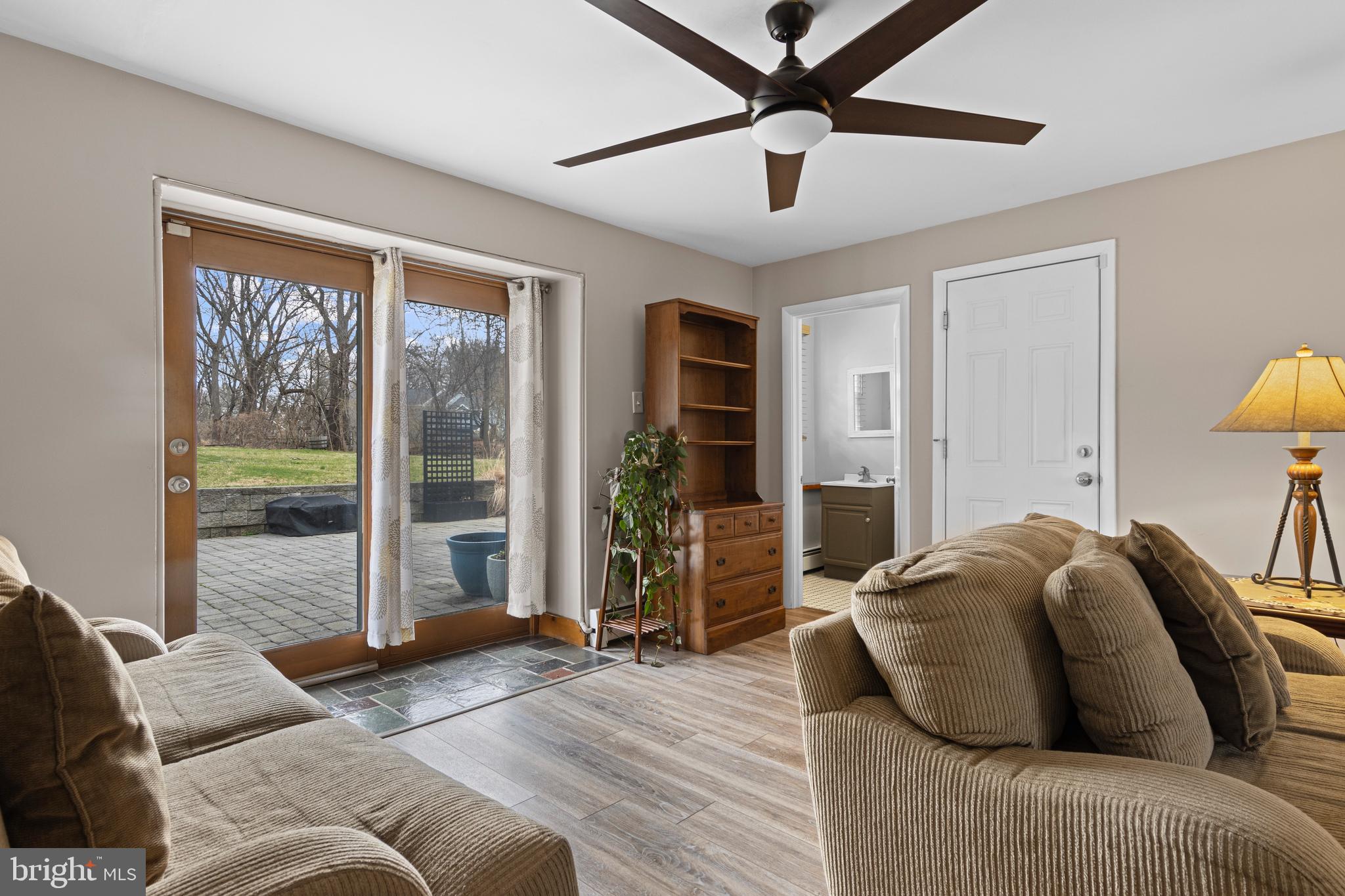 WHITEHORSE - Residential