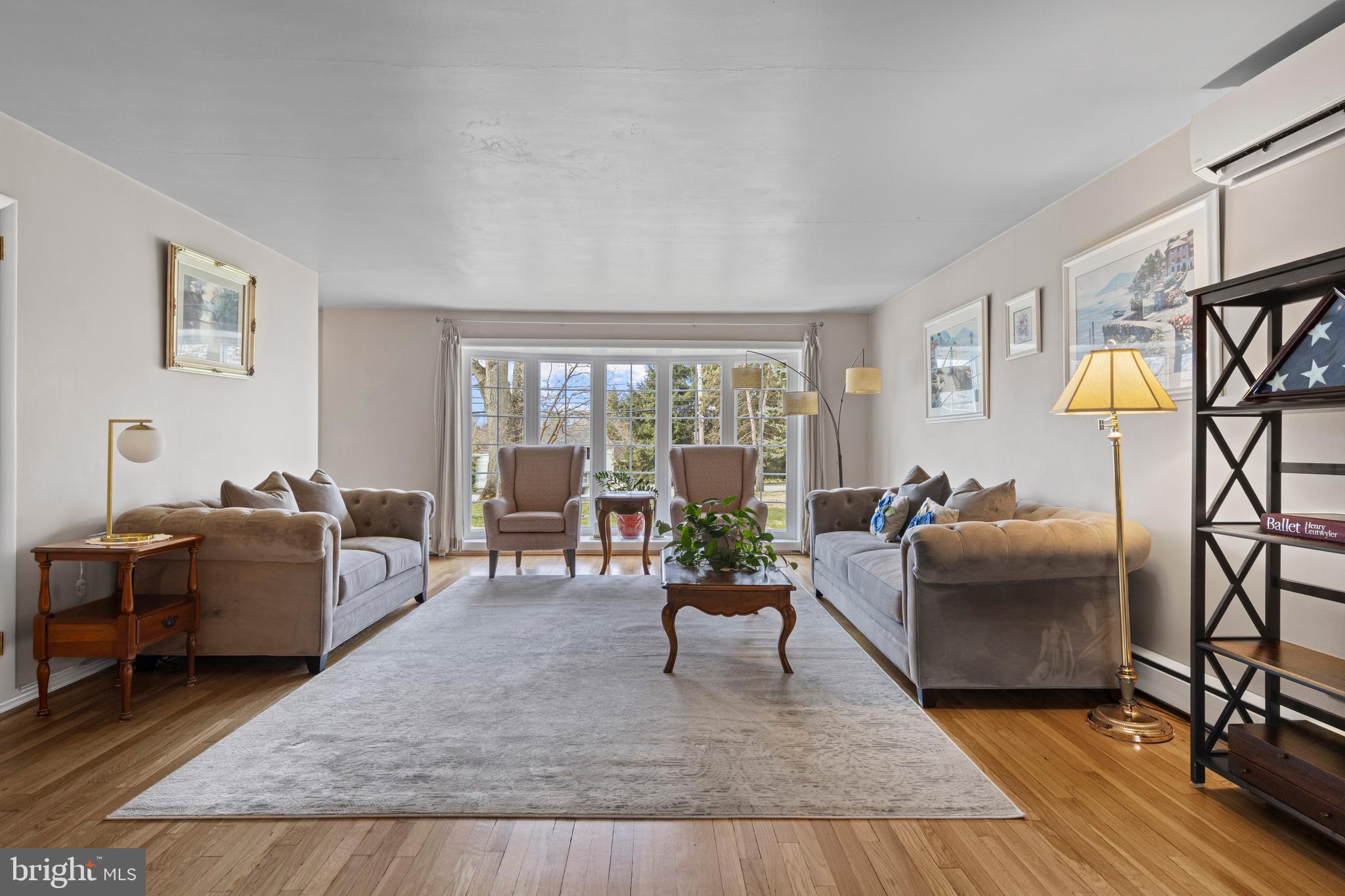 WHITEHORSE - Residential