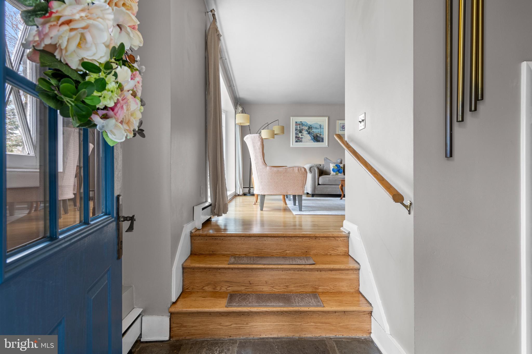 WHITEHORSE - Residential