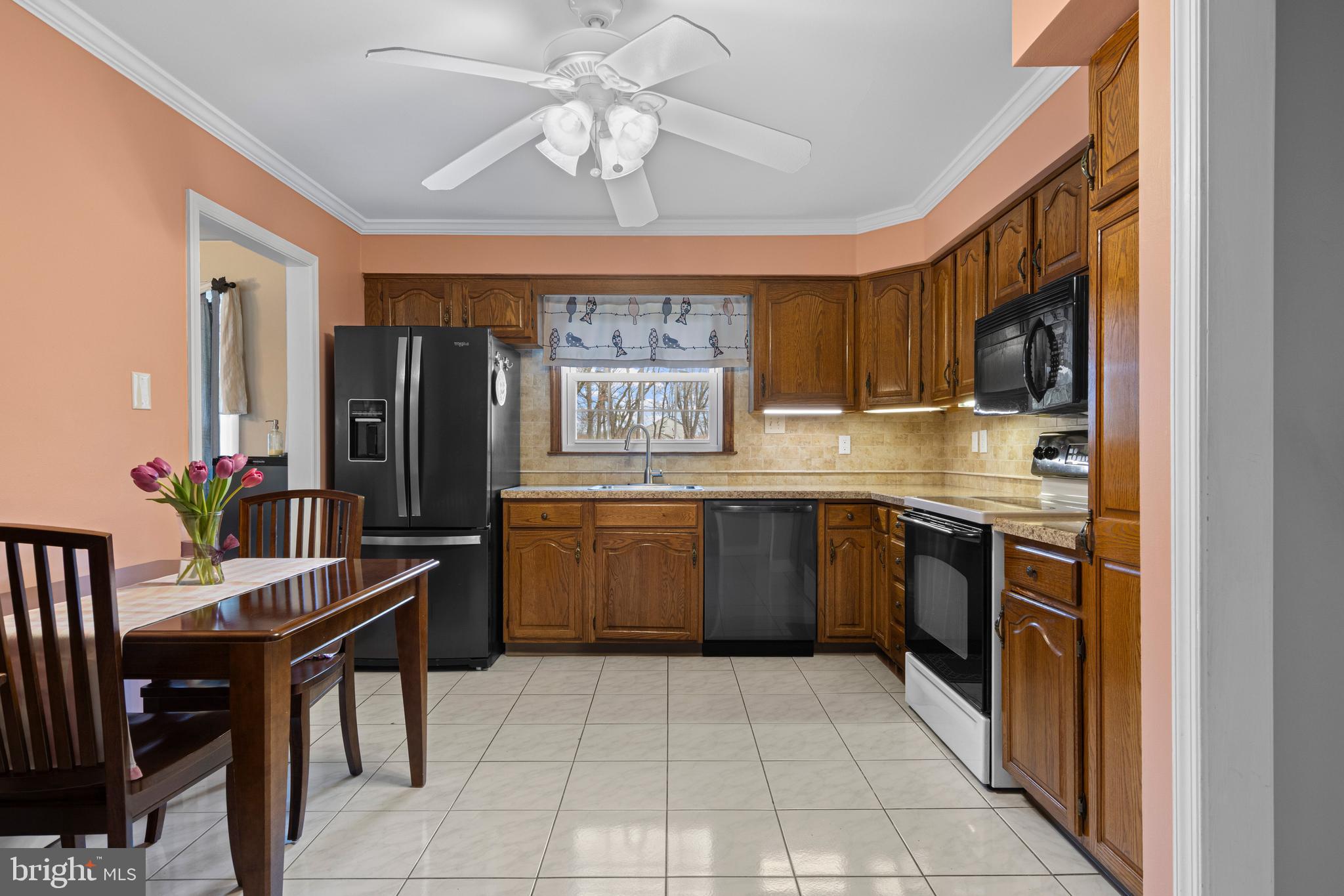 WHITEHORSE - Residential