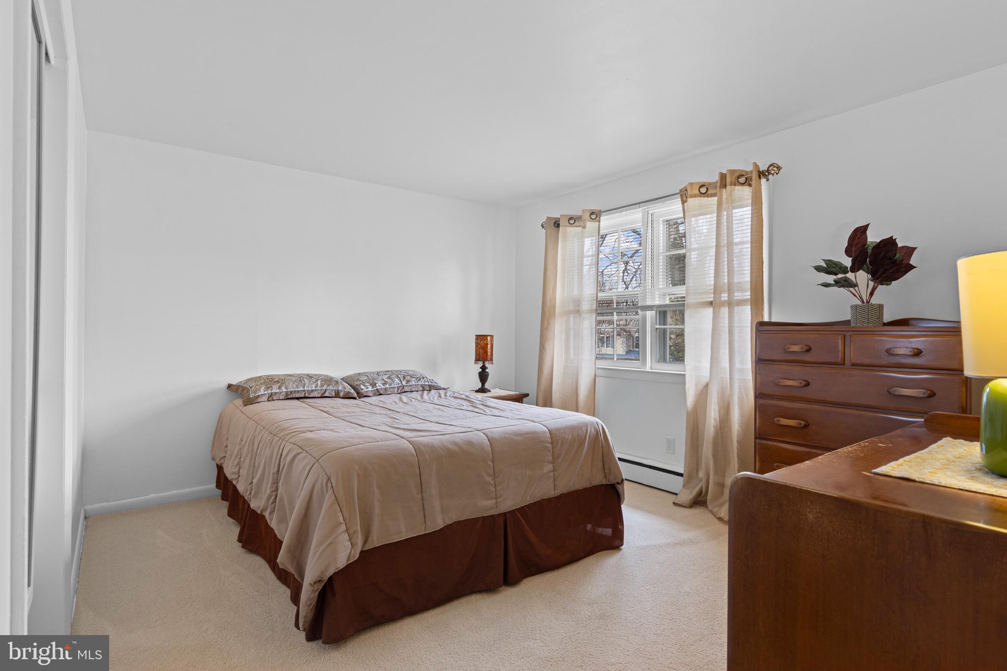 WHITEHORSE - Residential