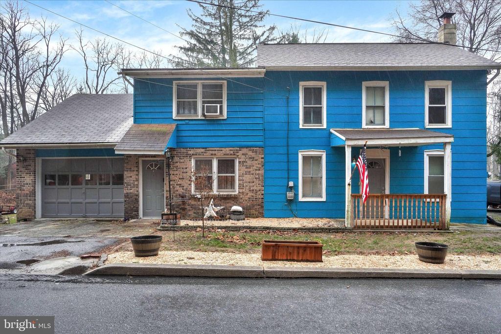 Photo of 256 N 11TH ST, AKRON, PA 17501 (MLS # PALA2030332)