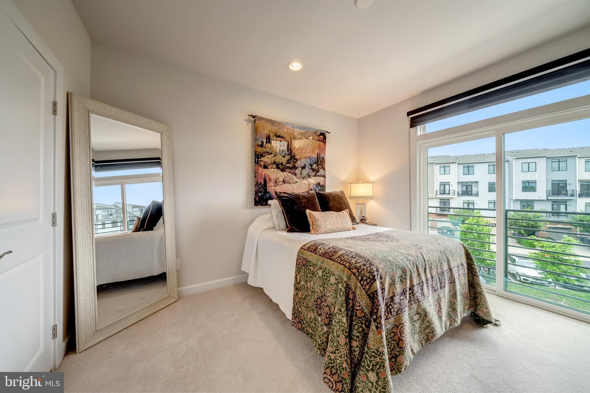 VILLAGE AT LEESBURG - Residential Lease