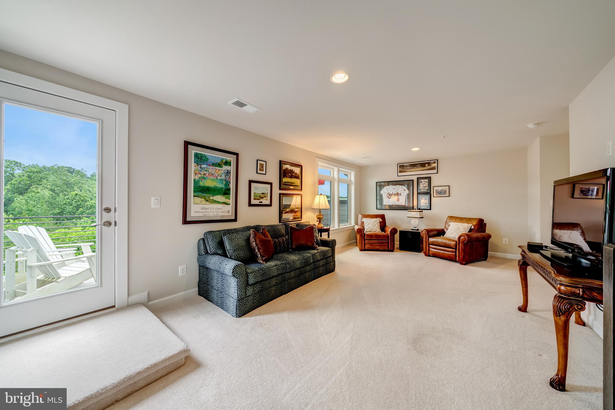 VILLAGE AT LEESBURG - Residential Lease