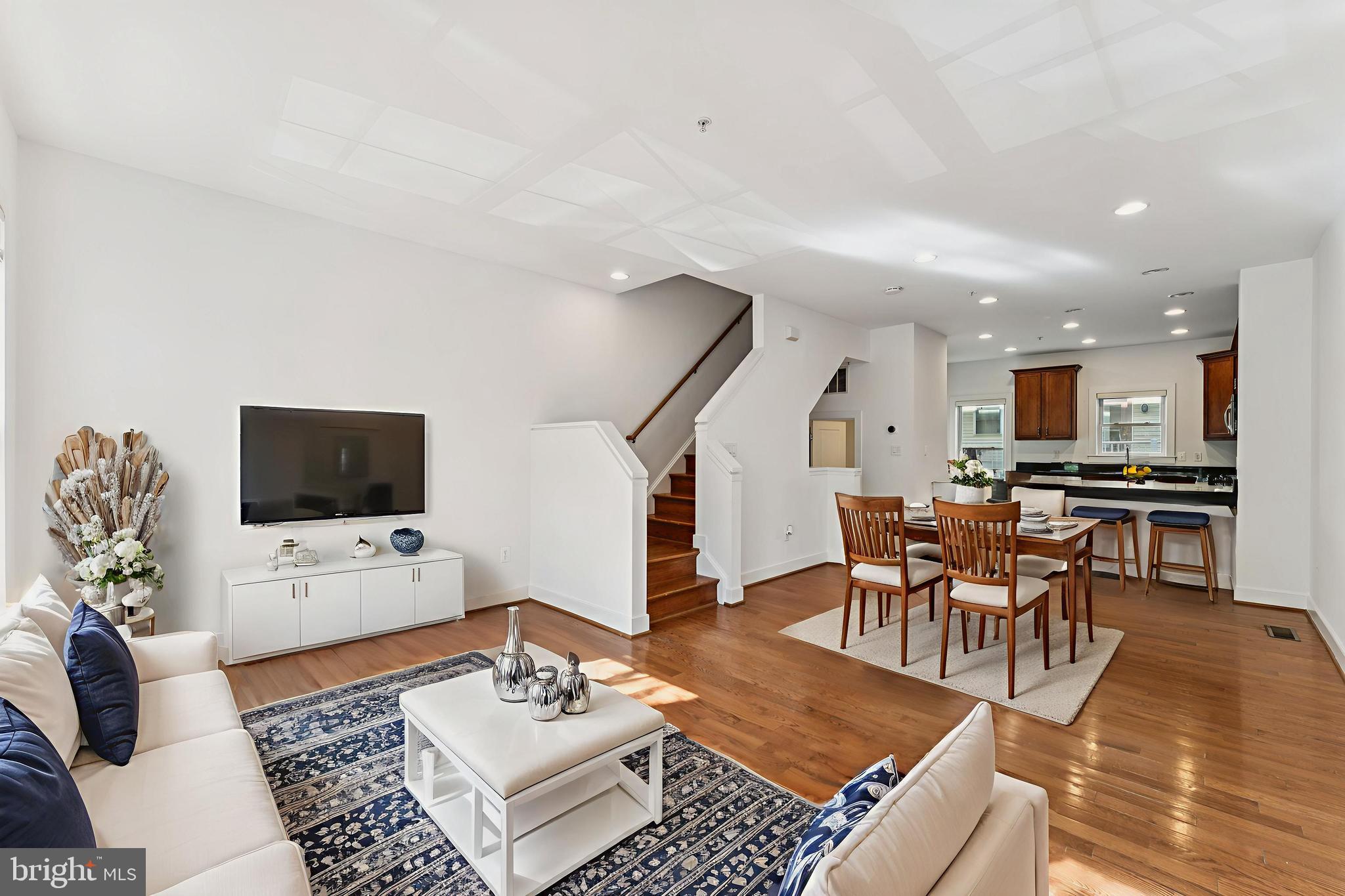 4410 LONGFELLOW STREET