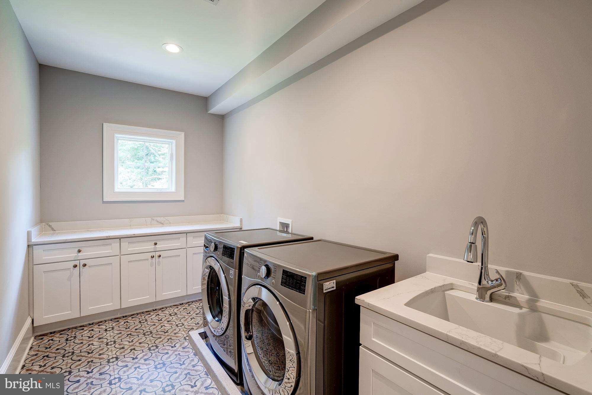 BEACON HILL - Residential