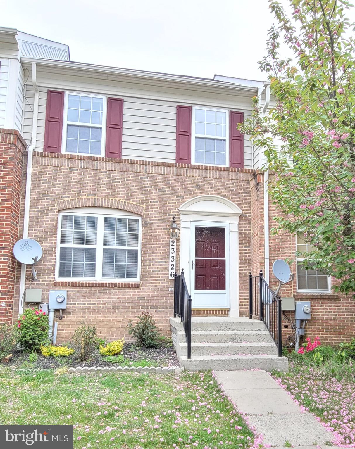 HIGHLANDS AT CLARKSBURG - Residential Lease