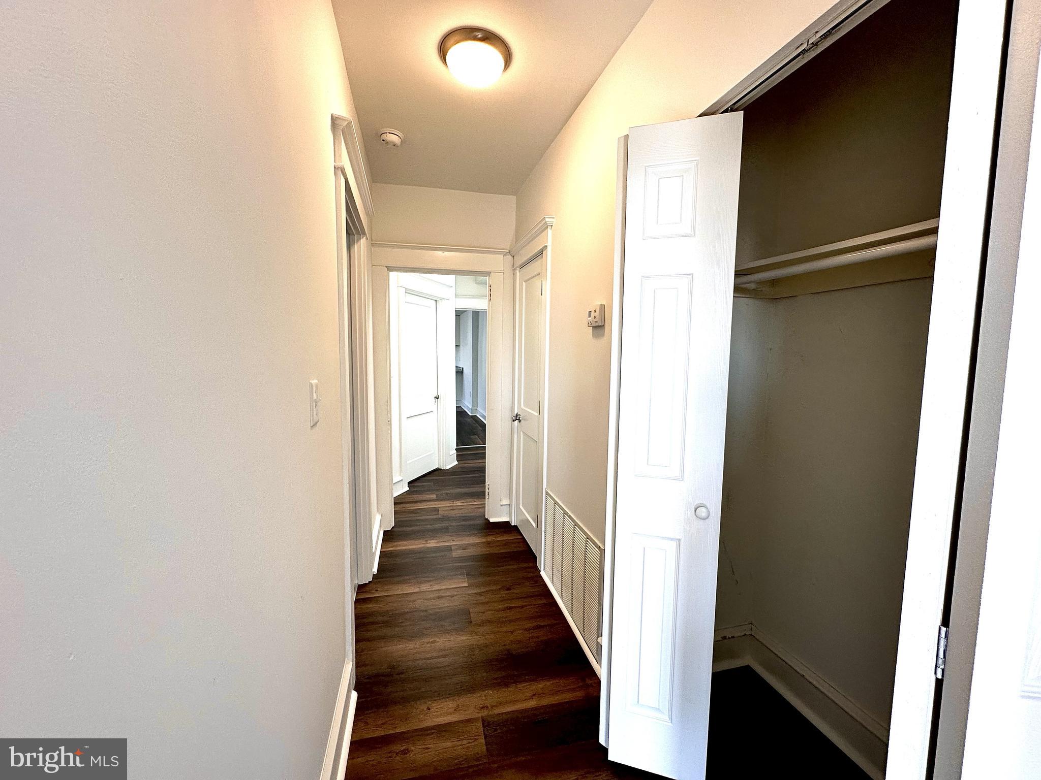 OAKMONT - Residential Lease