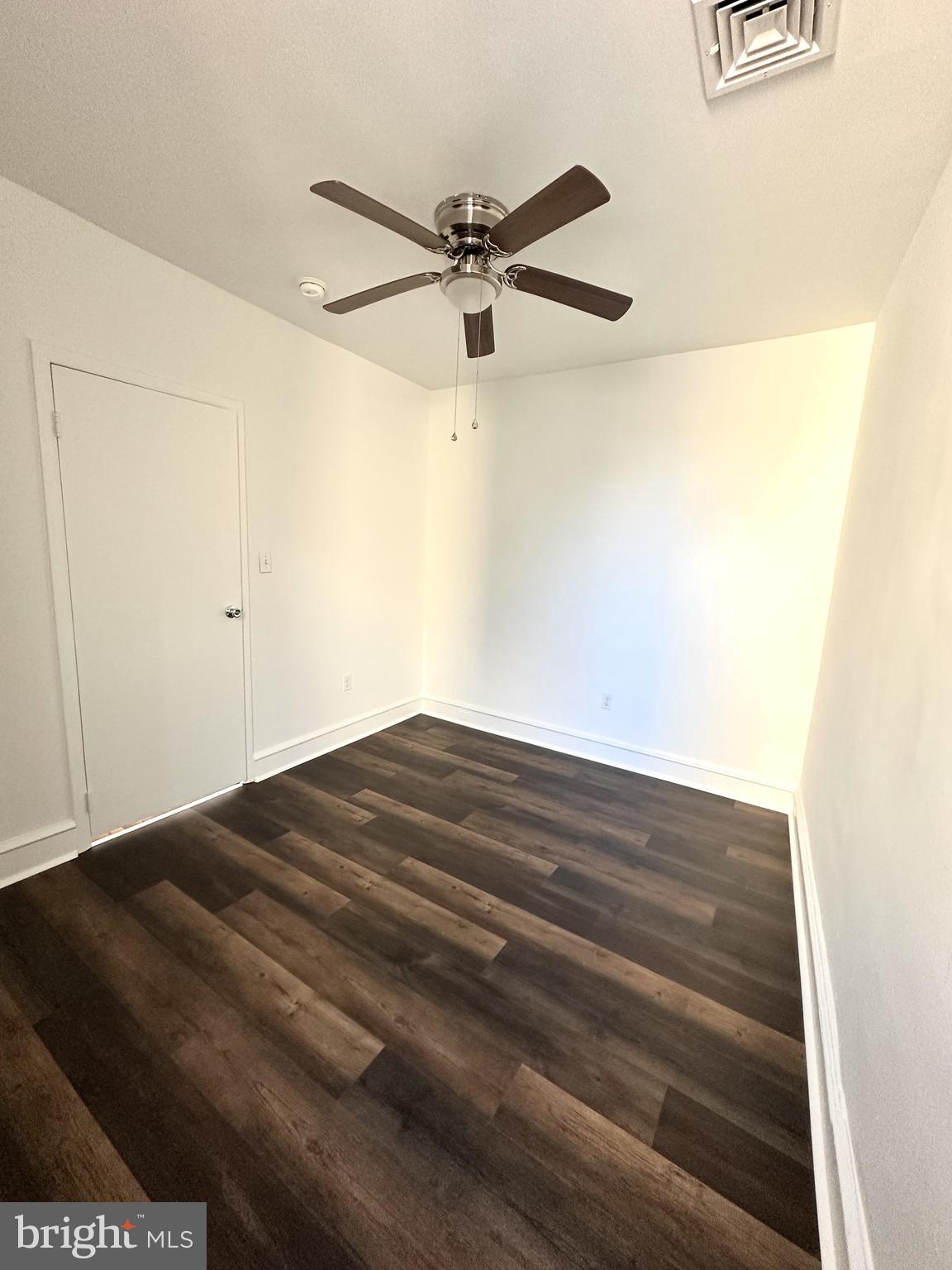 OAKMONT - Residential Lease