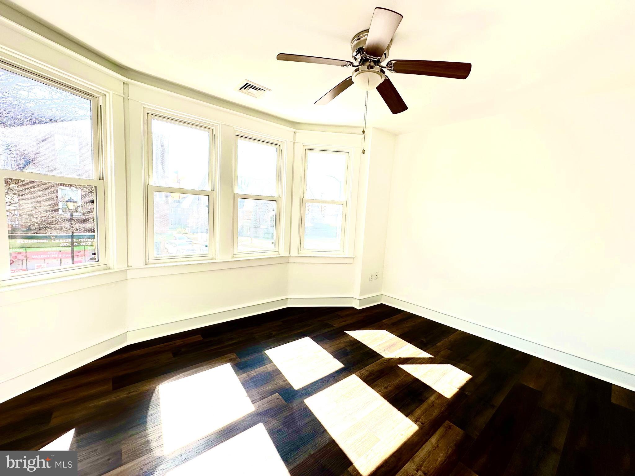 OAKMONT - Residential Lease