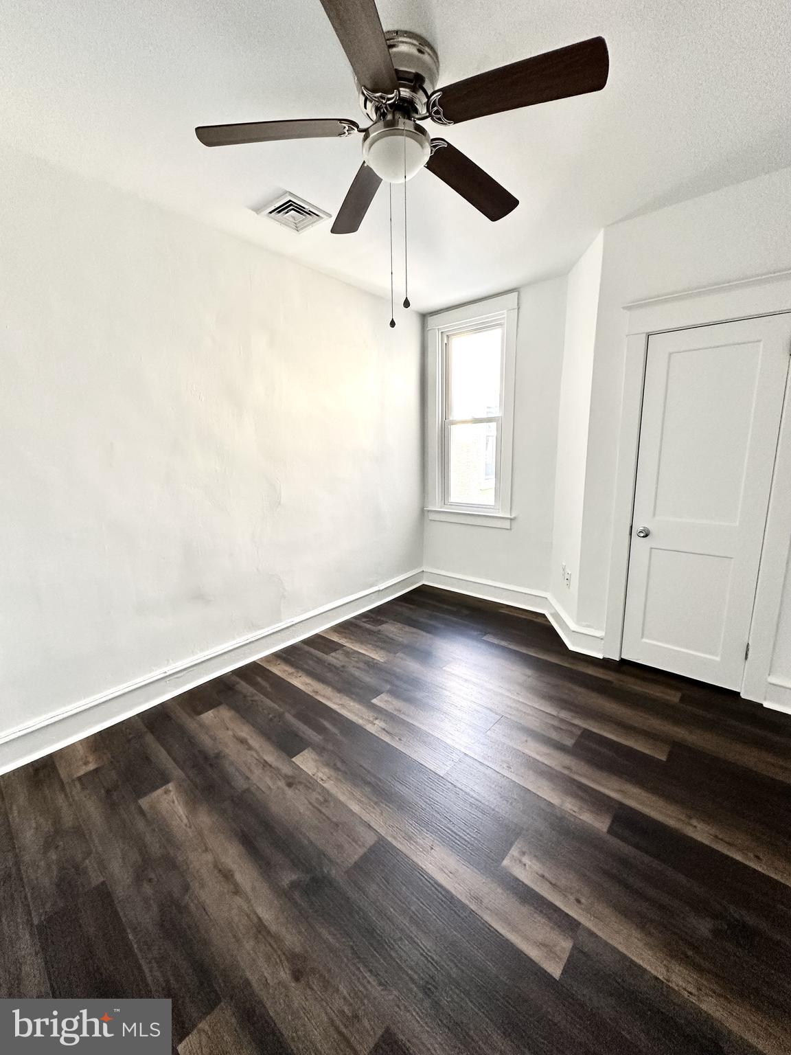 OAKMONT - Residential Lease