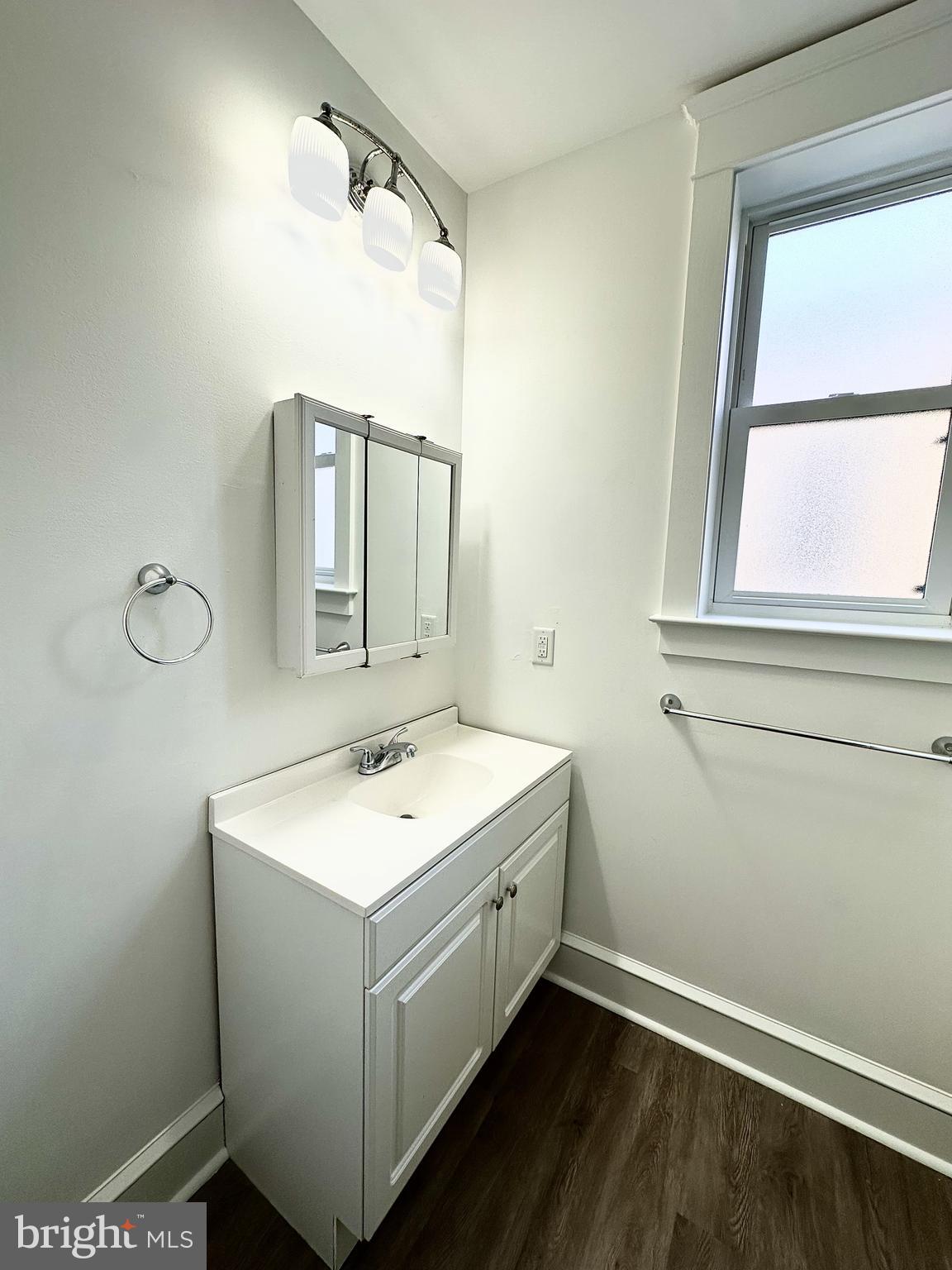 OAKMONT - Residential Lease