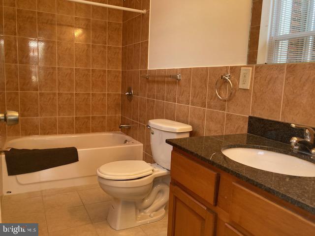 LOWER MOYAMENSING - Residential