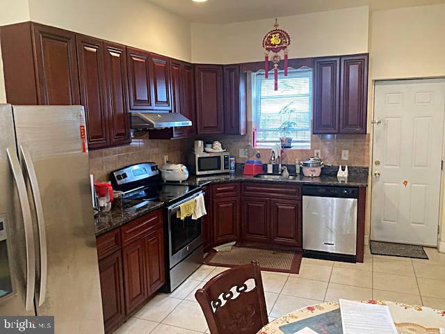 LOWER MOYAMENSING - Residential