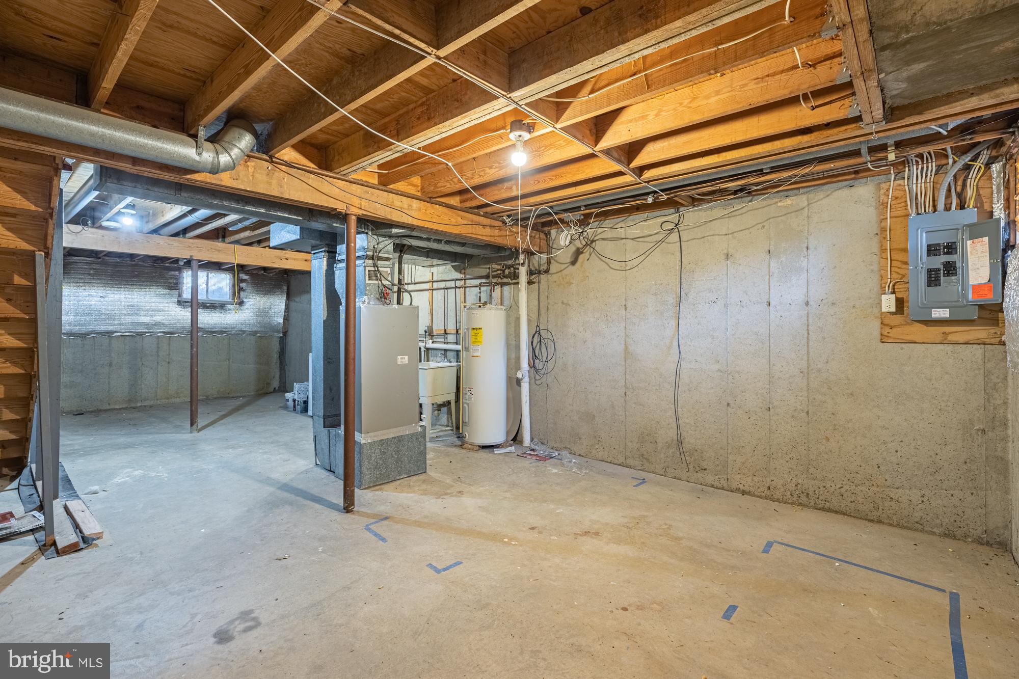 WINDGATE - Residential Lease