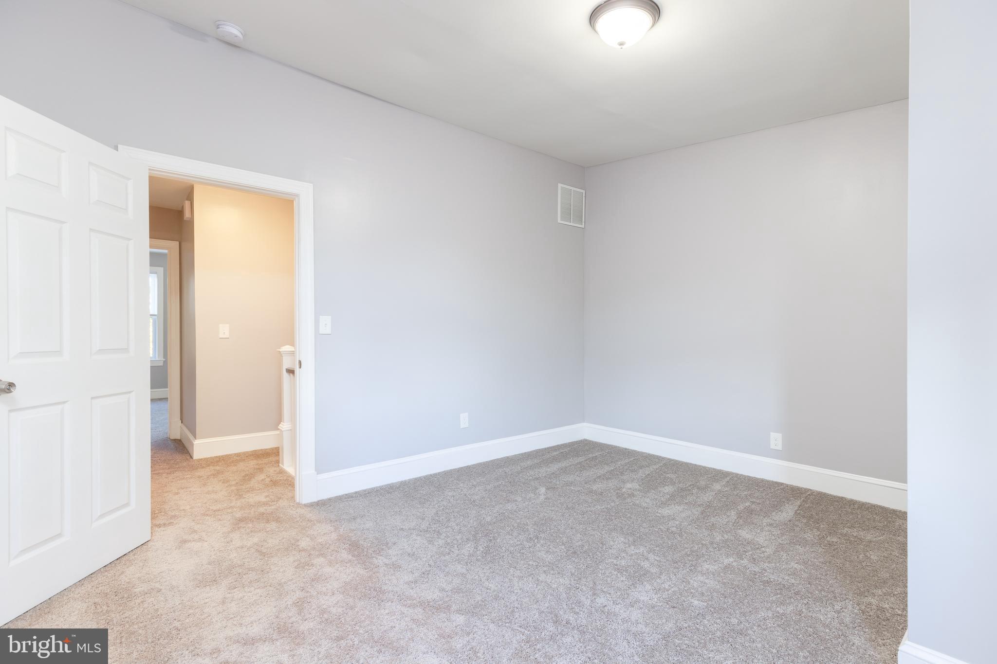 BARCLAY - GREENMOUNT - Residential