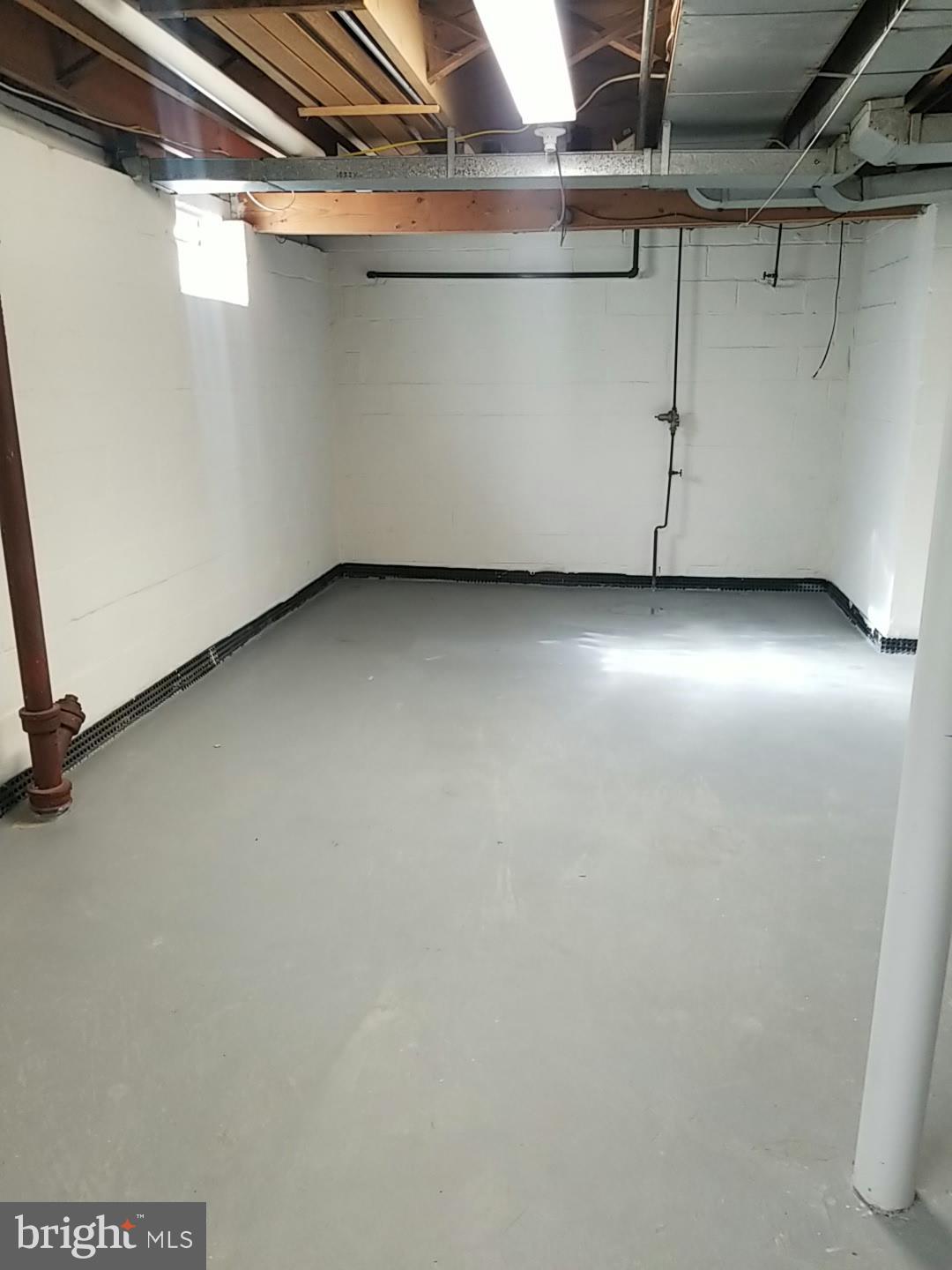 BALTIMORE HIGHLANDS - Residential