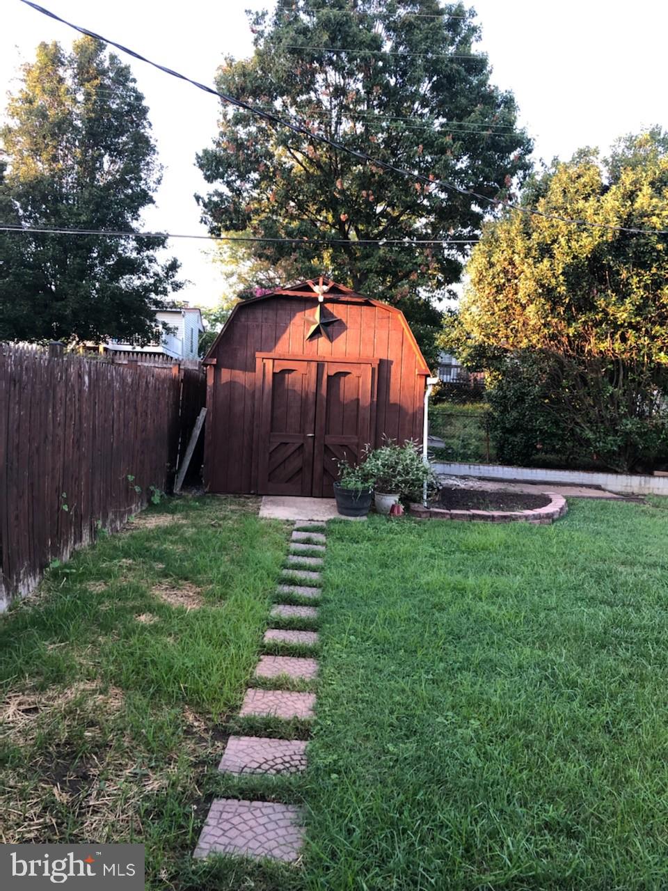 BALTIMORE HIGHLANDS - Residential