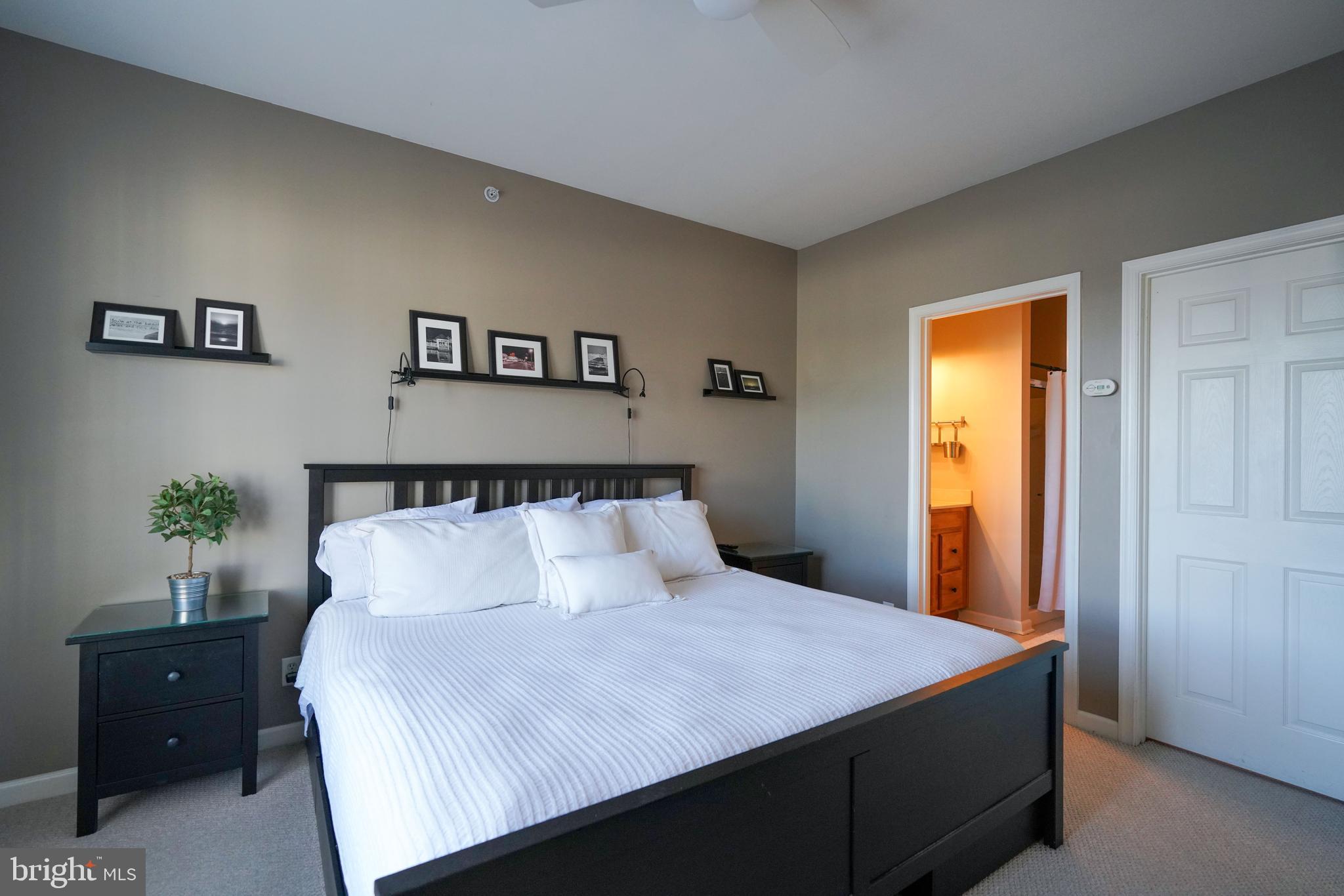 THE TIDES - Residential