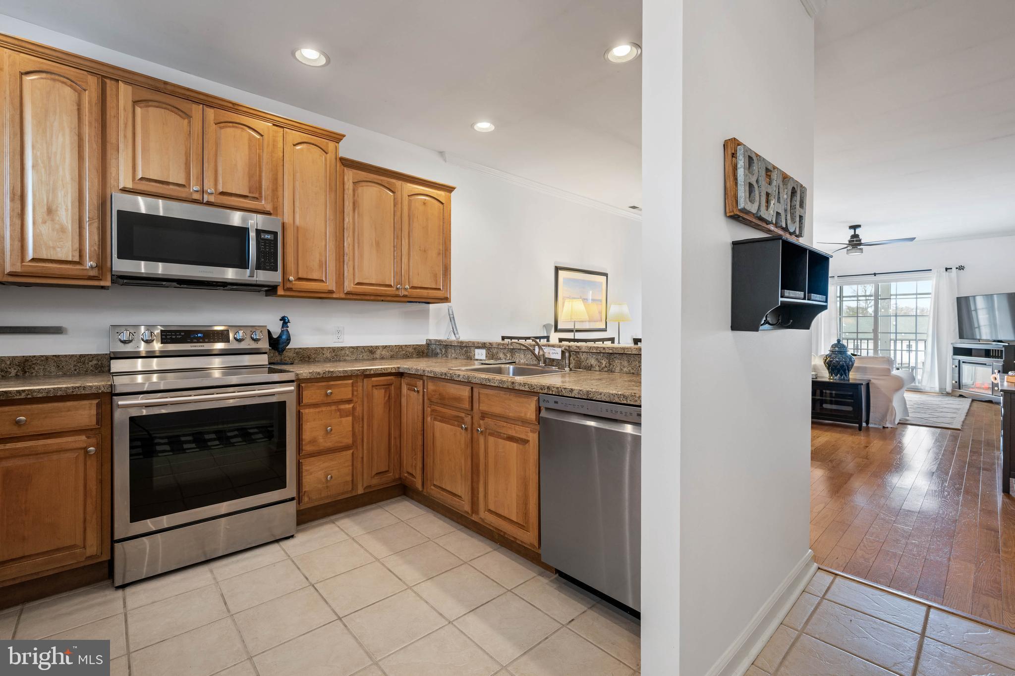 20007 SANDY BOTTOM CIRCLE 4303