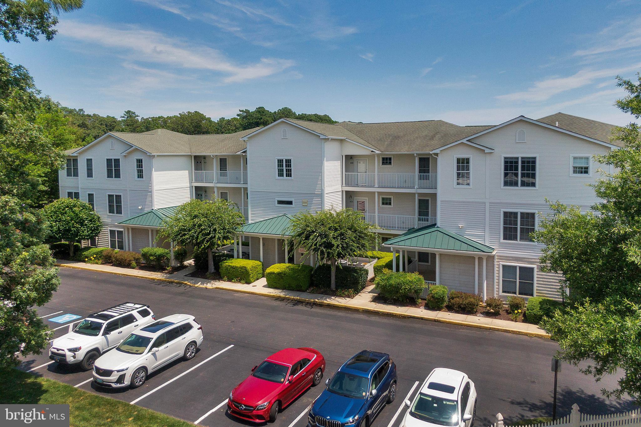 20007 SANDY BOTTOM CIRCLE 4303